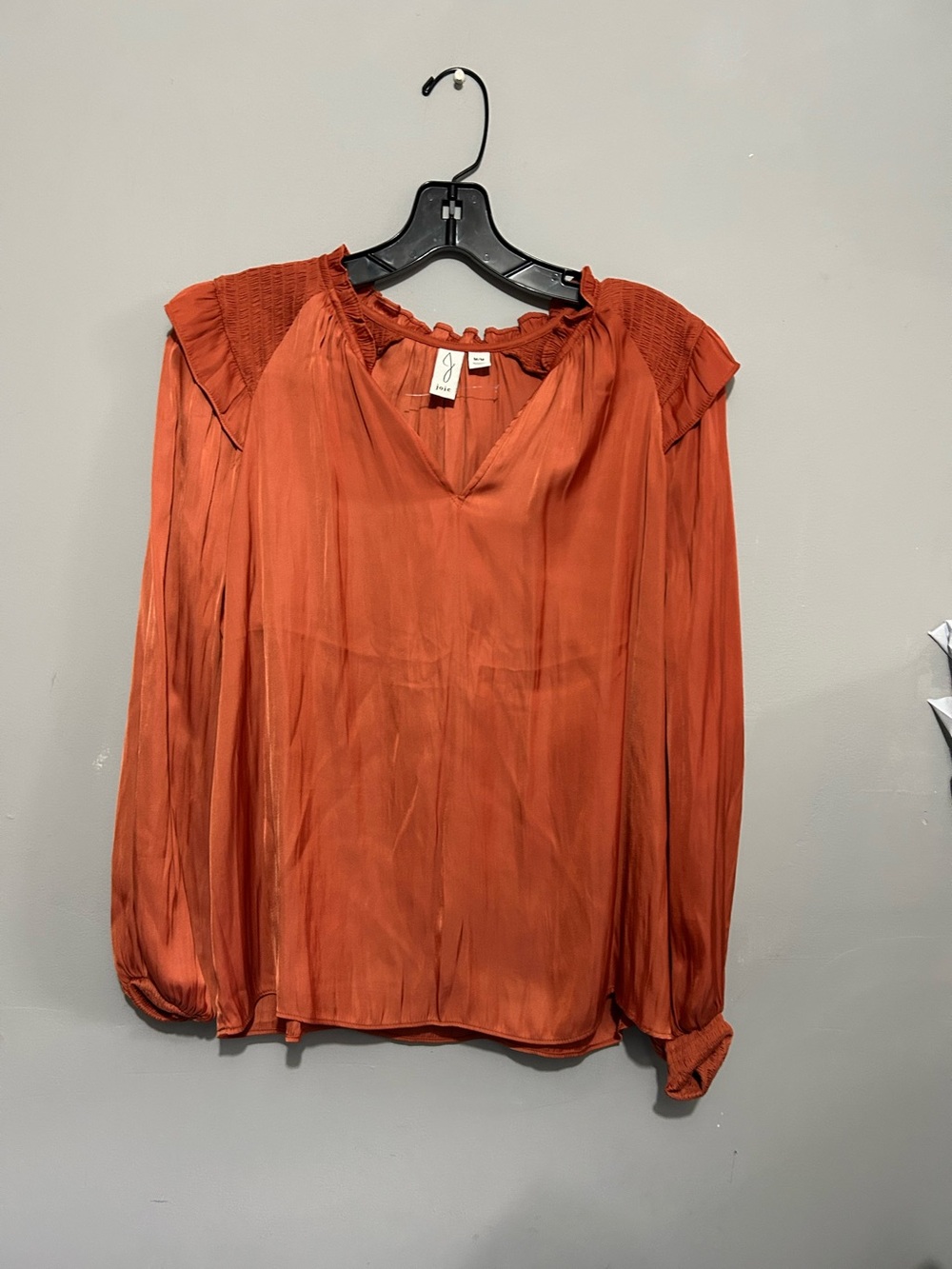 Lightweight Rust Orange Women's Blouse - Unbranded